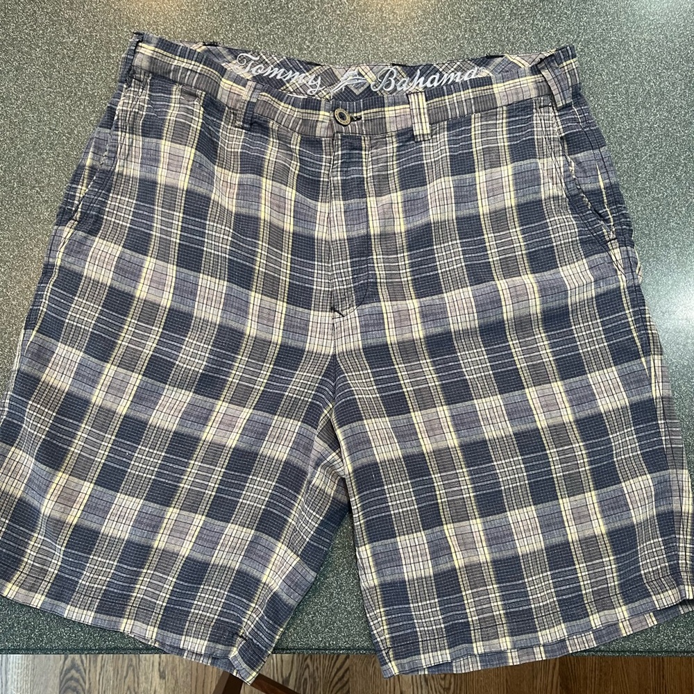 Tommy Bahama Men's Plaid Shorts - Blue and White